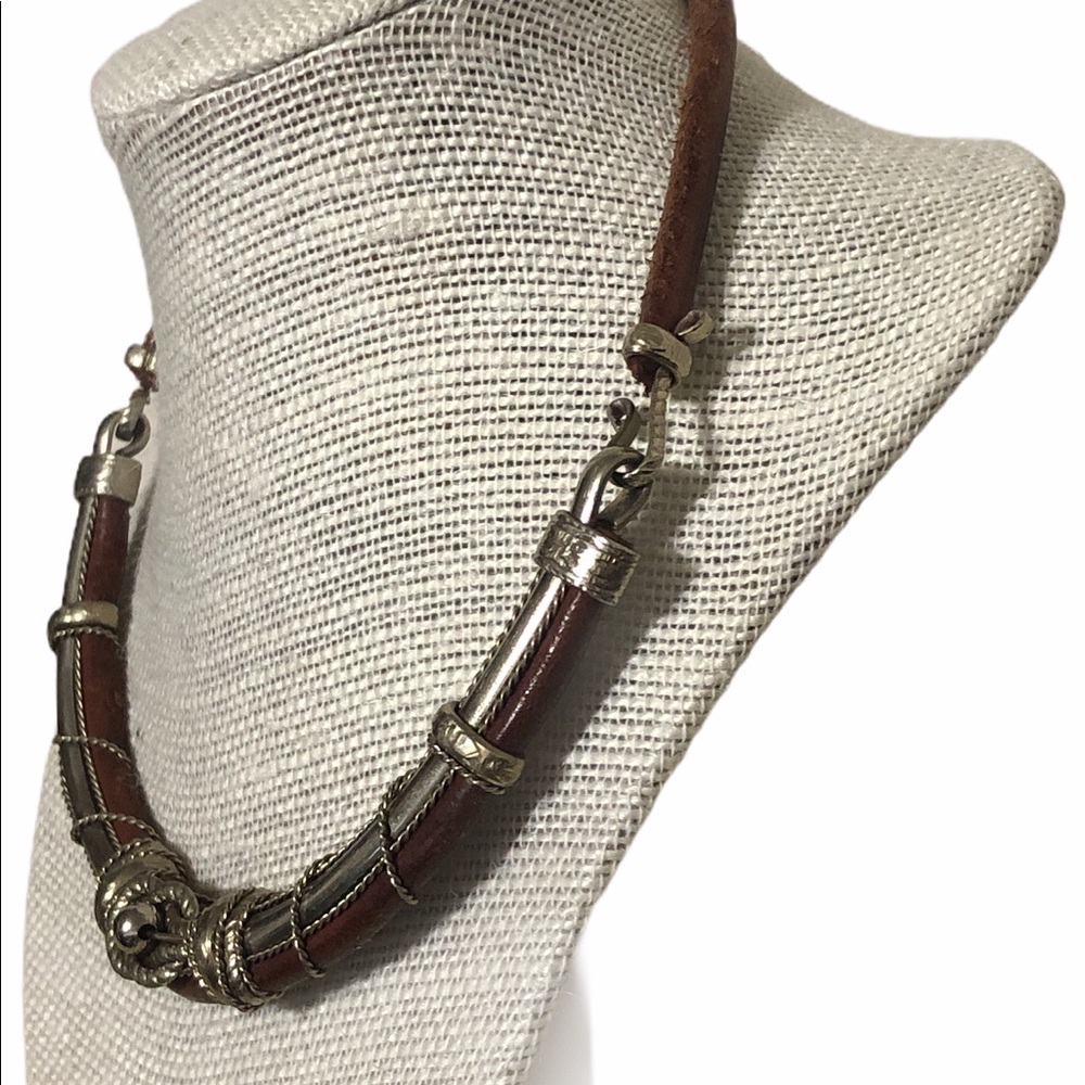 Vintage Collar Necklace - Picture 2 of 3